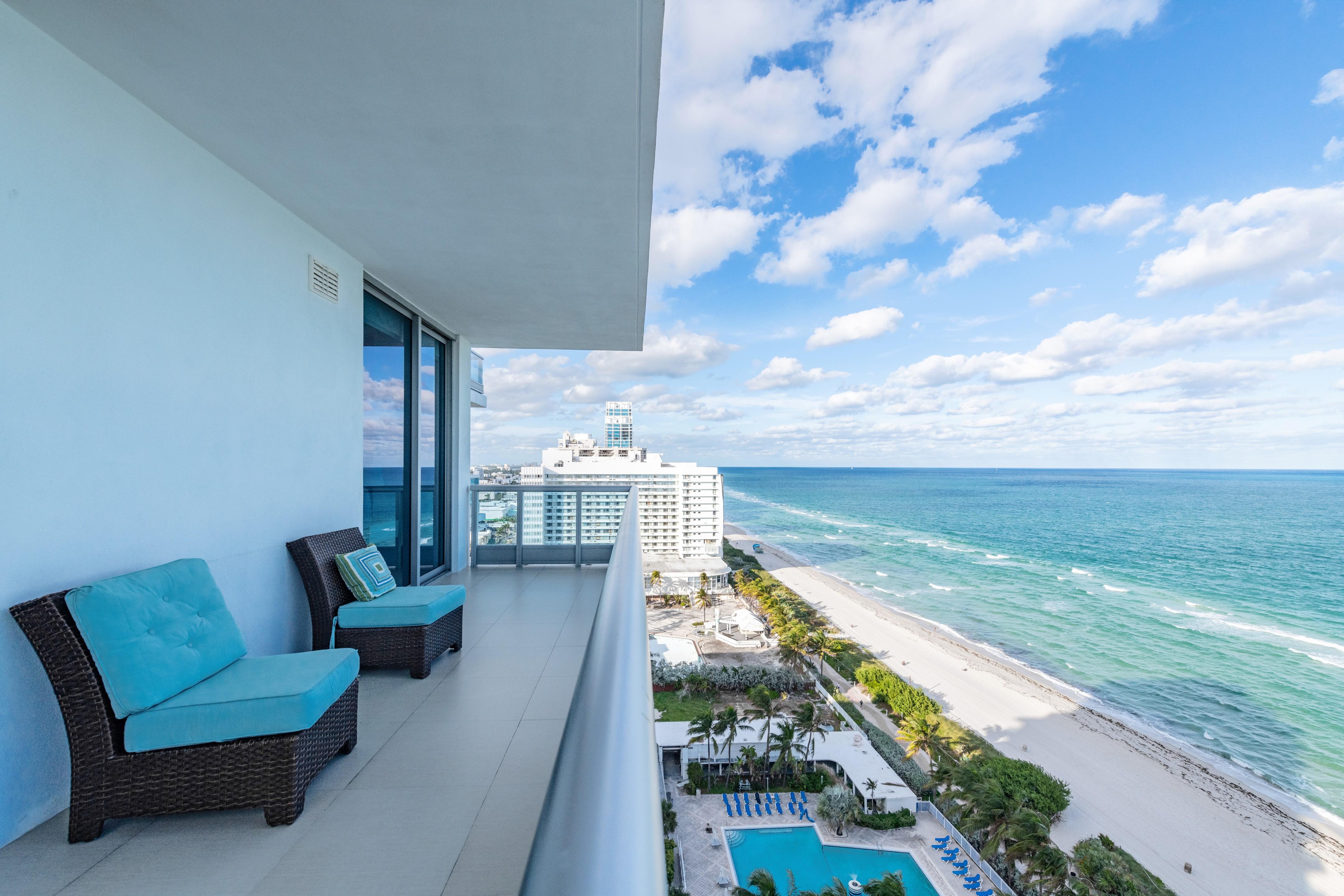 Churchill Suites Monte Carlo Miami Beach Exteriör bild