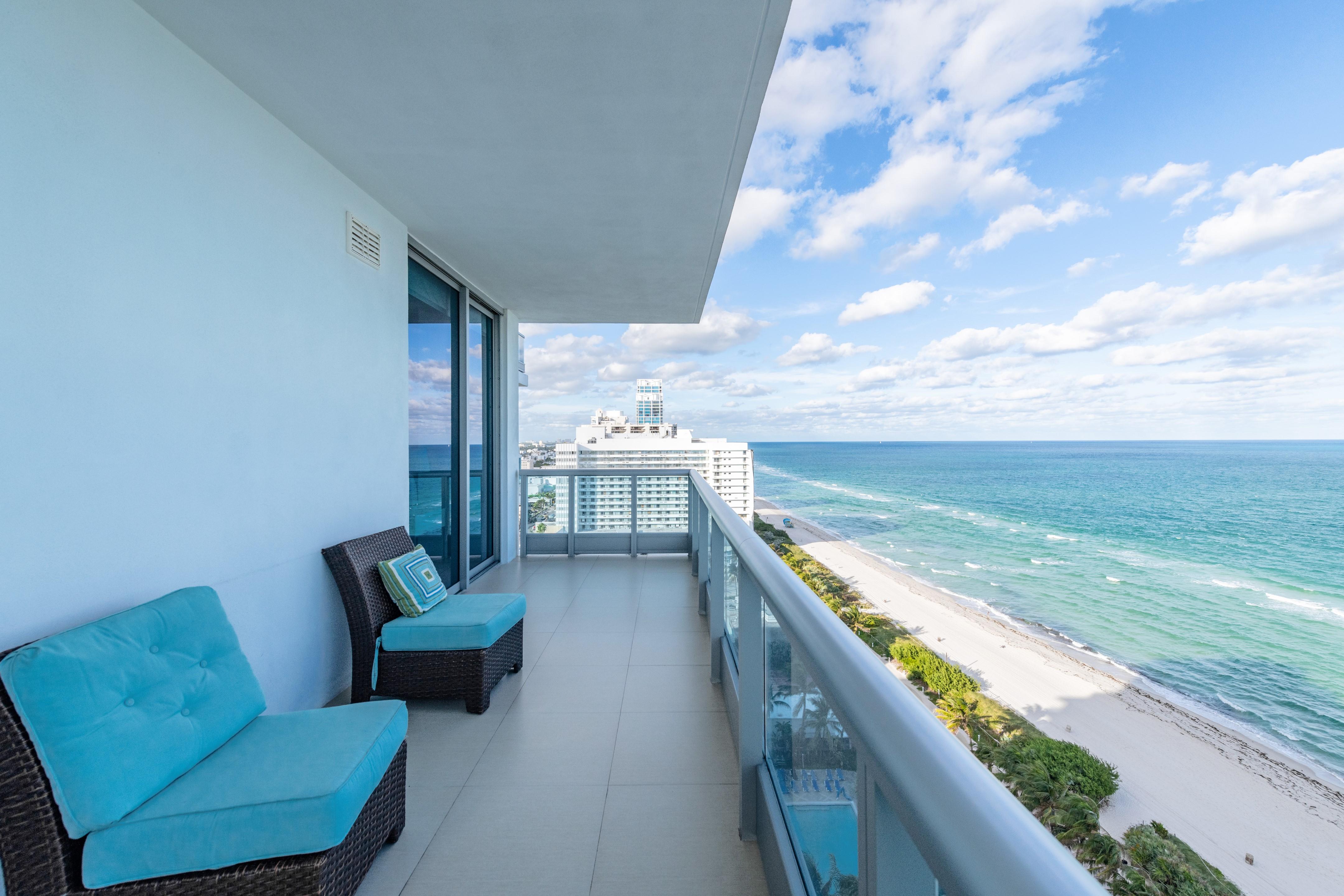 Churchill Suites Monte Carlo Miami Beach Exteriör bild