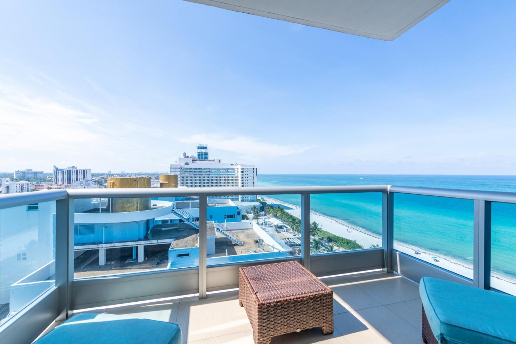 Churchill Suites Monte Carlo Miami Beach Rum bild